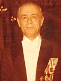 اکبر بهادری