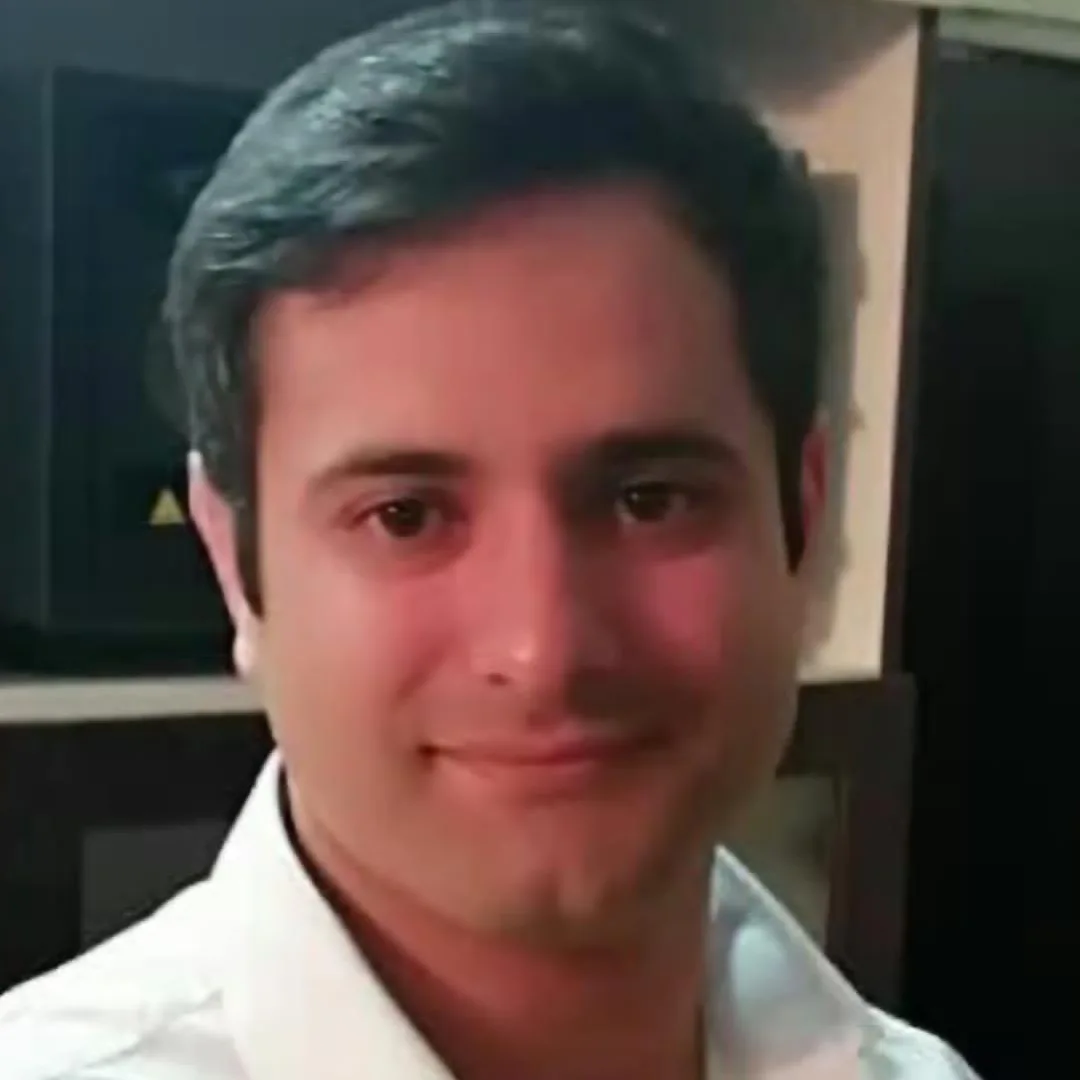 اکبر اسفندیاری