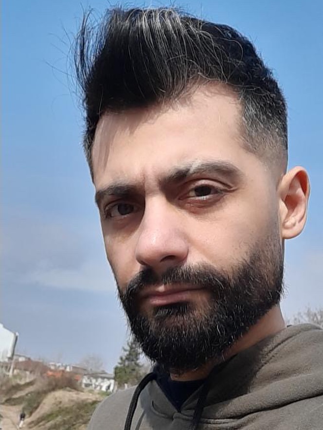 آرمان عابدمقامی