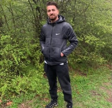 احسان صادقی