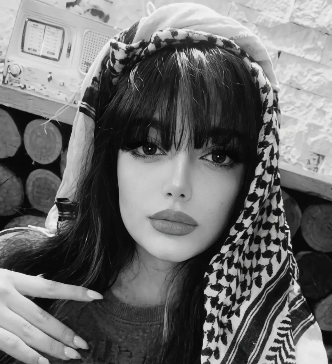 ملینا میرزایی