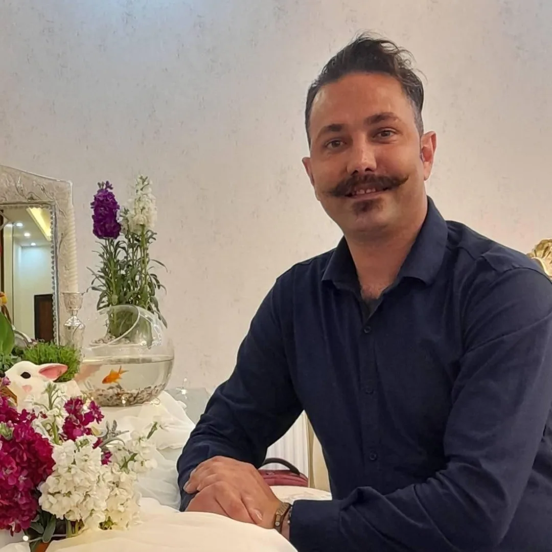 مهرداد تولایی