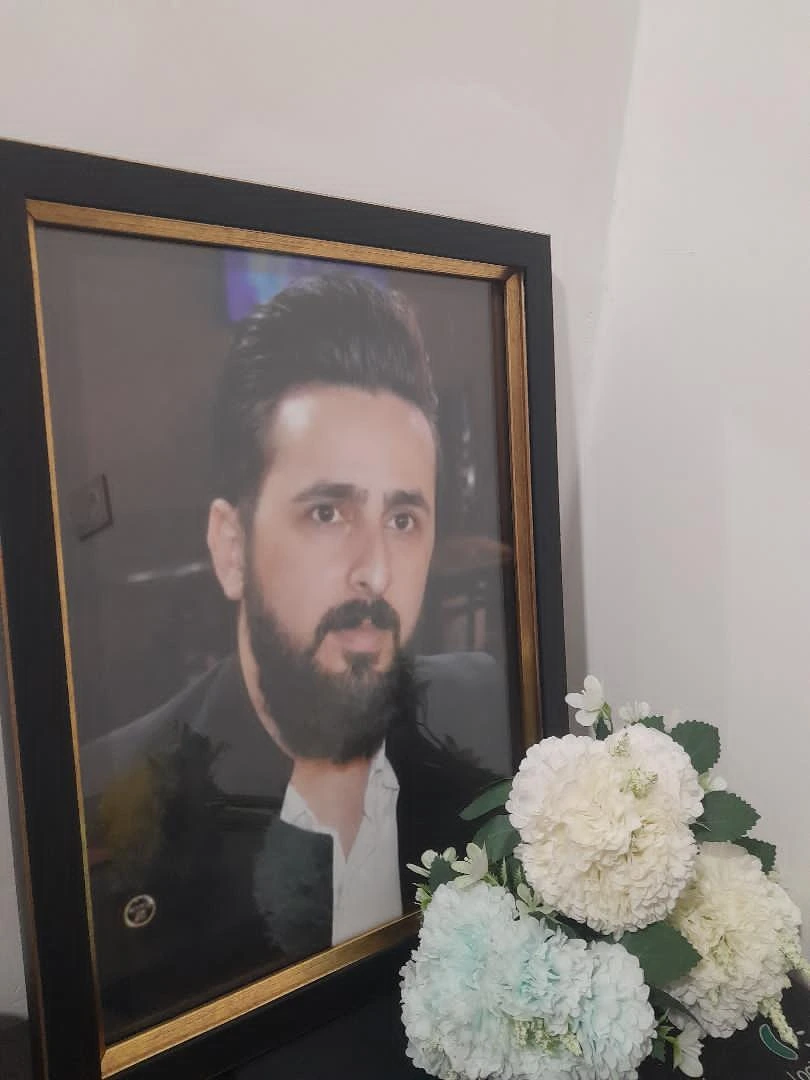 اشکان بستار