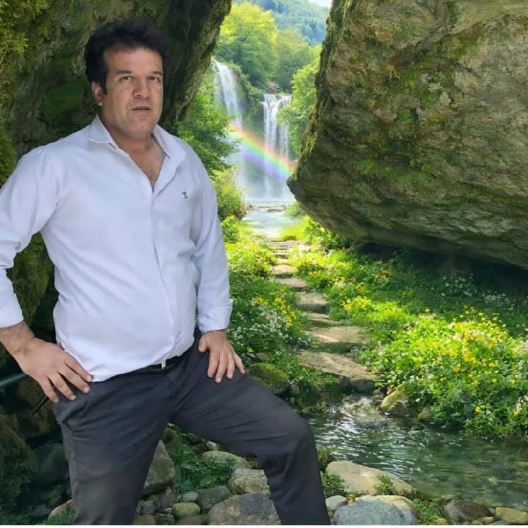 محمود شیخیان